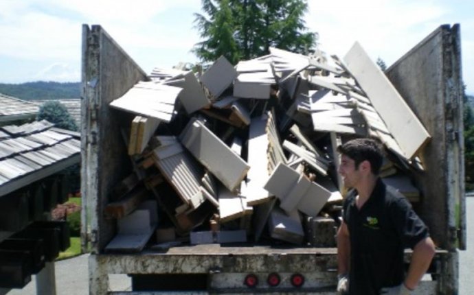 Garbage Removal Omaha –Excel Moving & Hauling Omaha