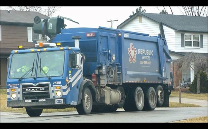 Republic Services Trucks 2500 and 2483 - Mack LEU TerraPro / Heil